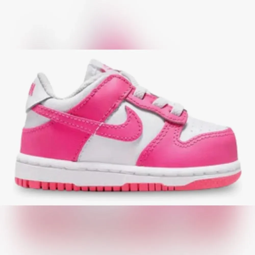 Nike Kids Sneakers in Pink and White